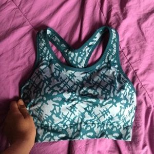 Sports bra
